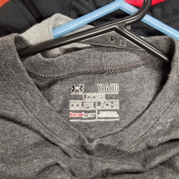 Under Armour Gray Short Sleeve Tee with Bold 'I WILL' Graphic - Picture 3 of 11